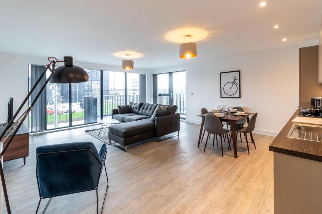 Seven Living Ashford - Modern And Spacious Apartments Exterior photo